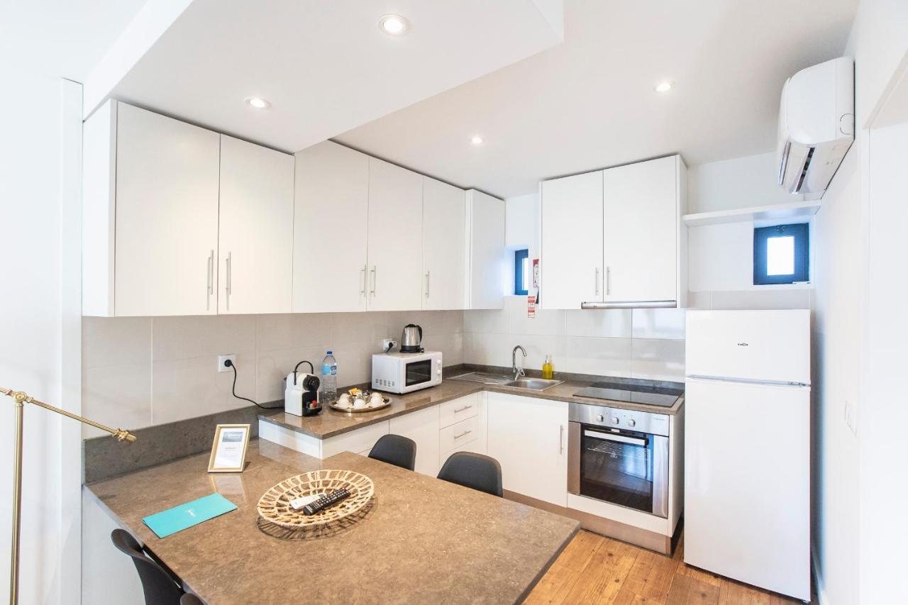 Lovelystay - Urban Cottage ポルト エクステリア 写真