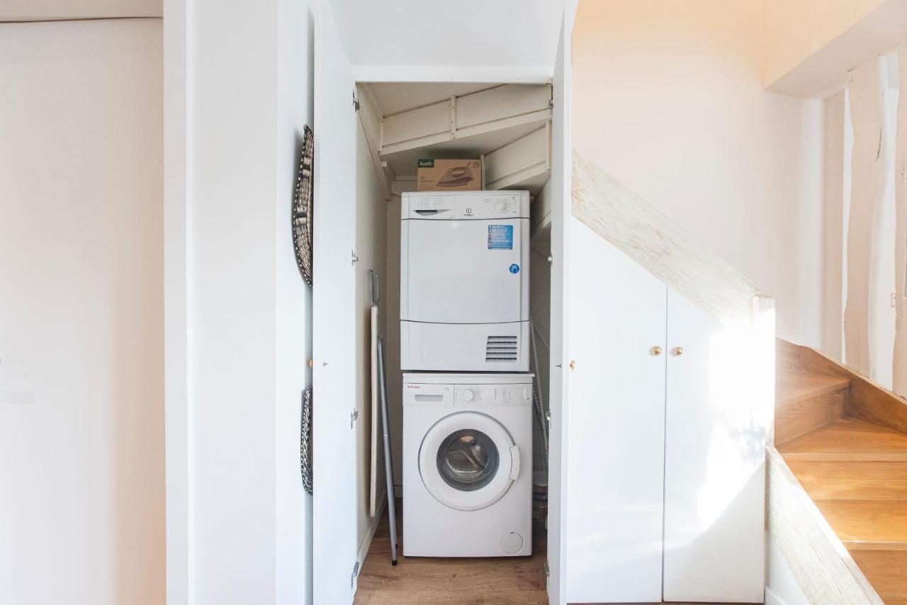 Lovelystay - Urban Cottage ポルト エクステリア 写真