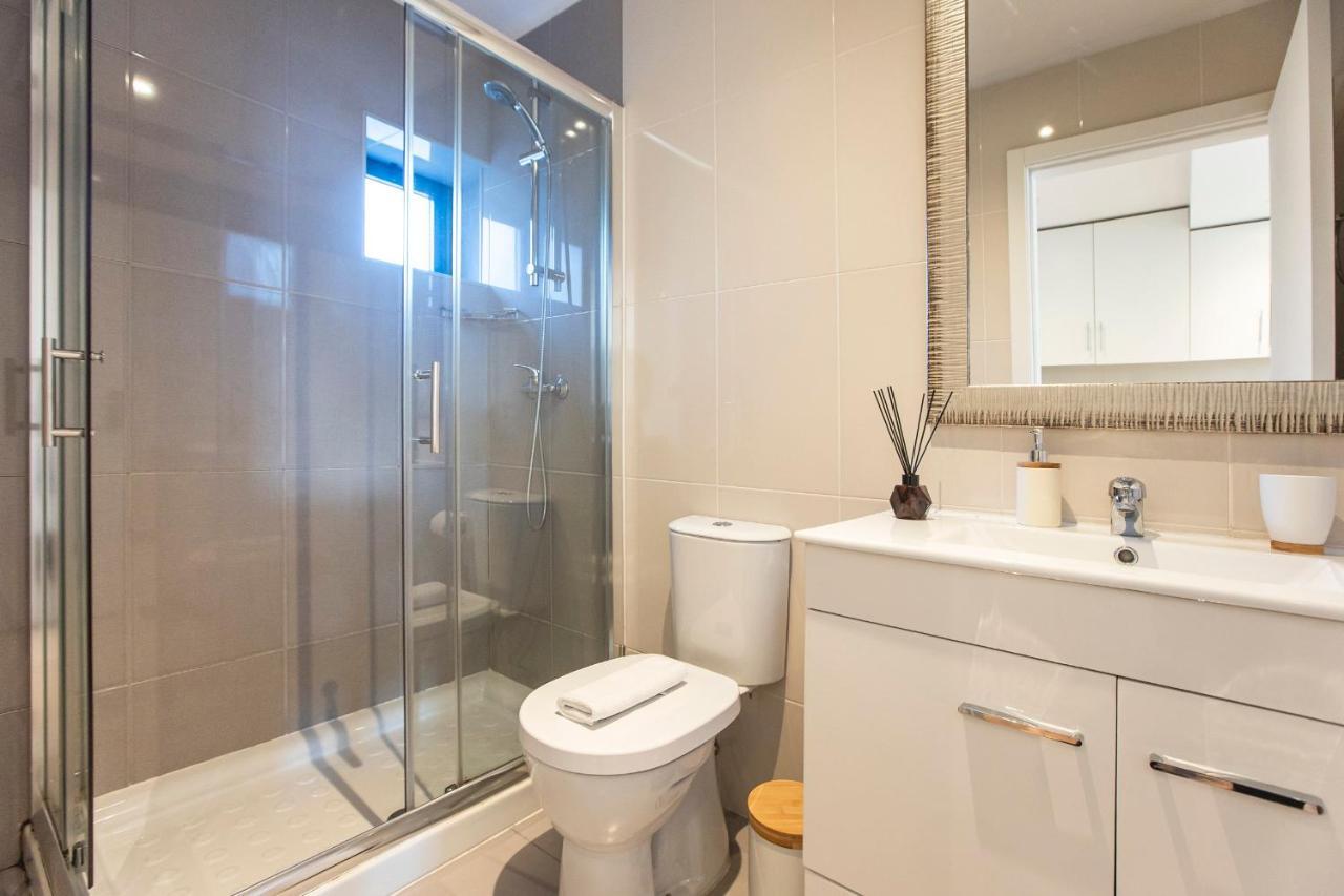Lovelystay - Urban Cottage ポルト エクステリア 写真